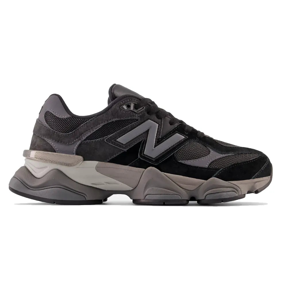 9060 Black