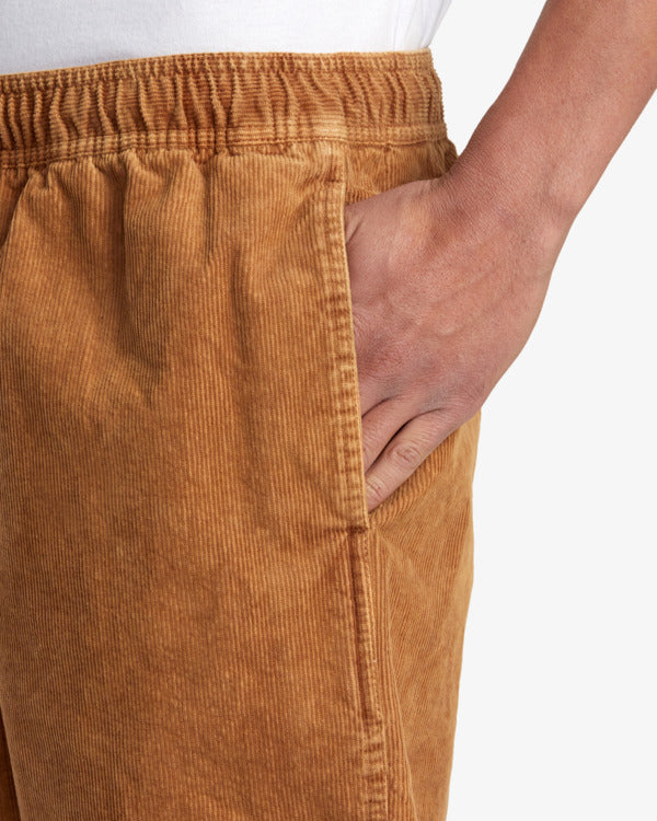 ESCAPE ELASTIC CORD SHORT