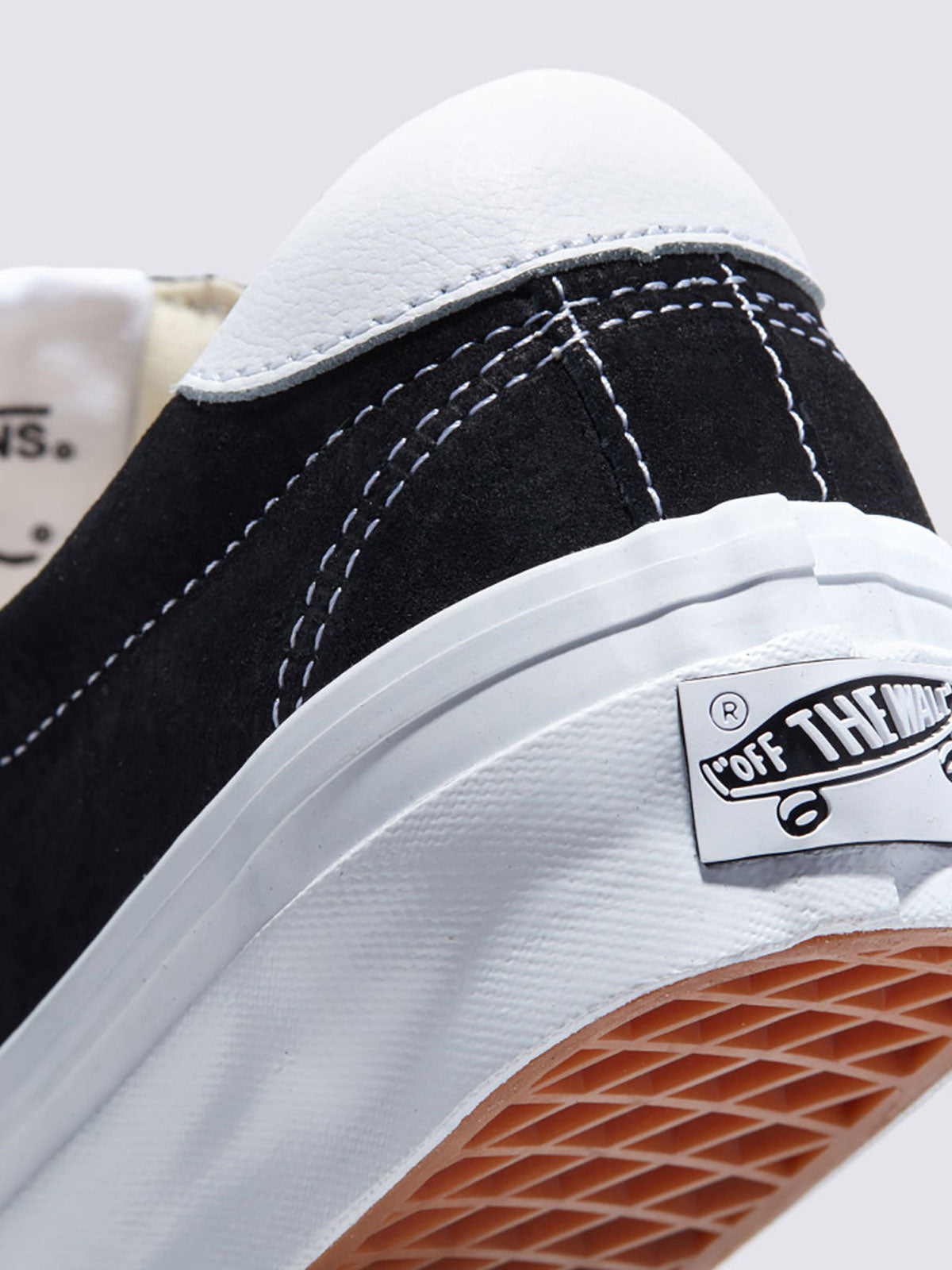 Lx Sport 73 Lx Pig Suede Black/White