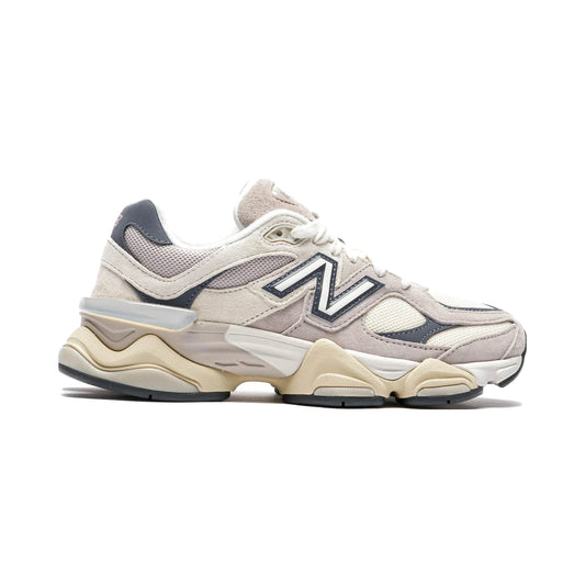 9060 Moonrock